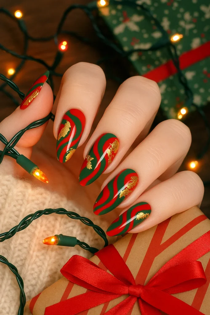 17 Trendy & Cute Nails For Christmas