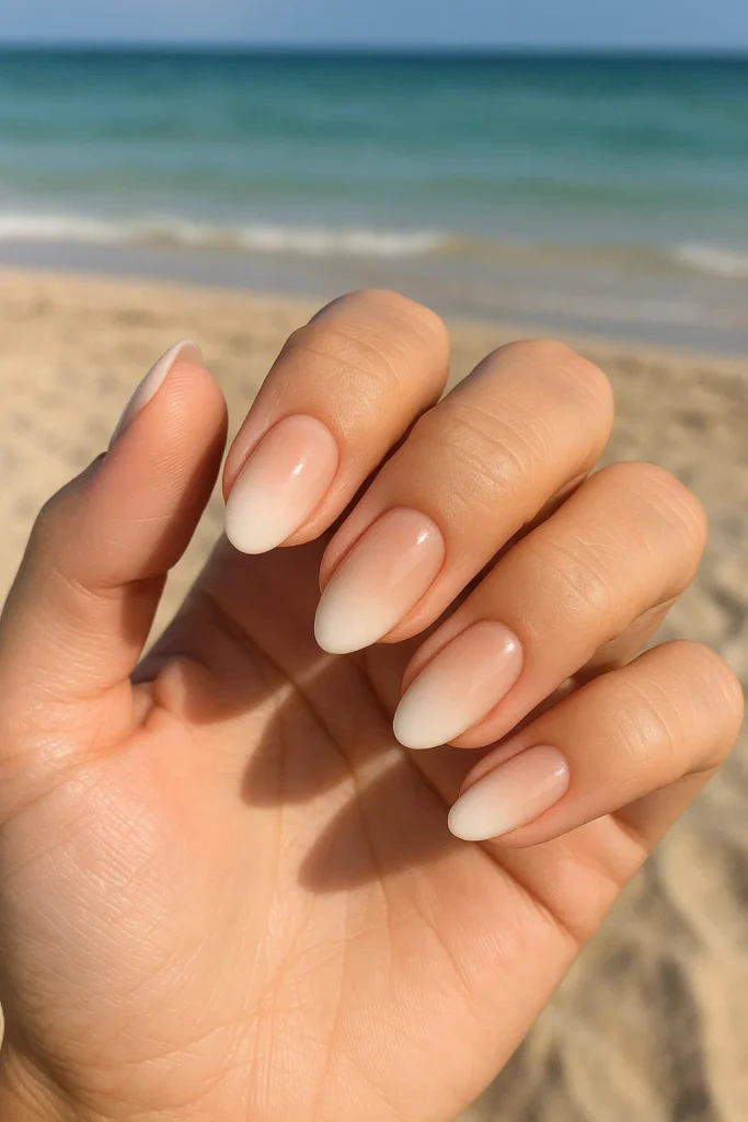 20 Sandy Chic Beach Nails That'll Impress The Hell Out Of People