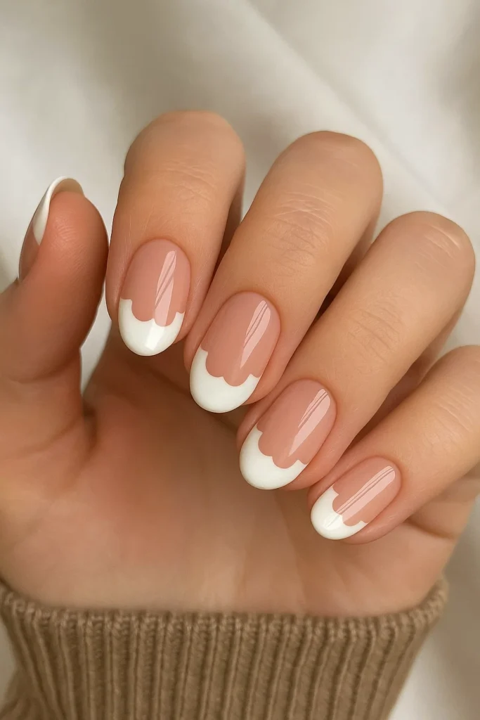 20 Sandy Chic Beach Nails That'll Impress The Hell Out Of People