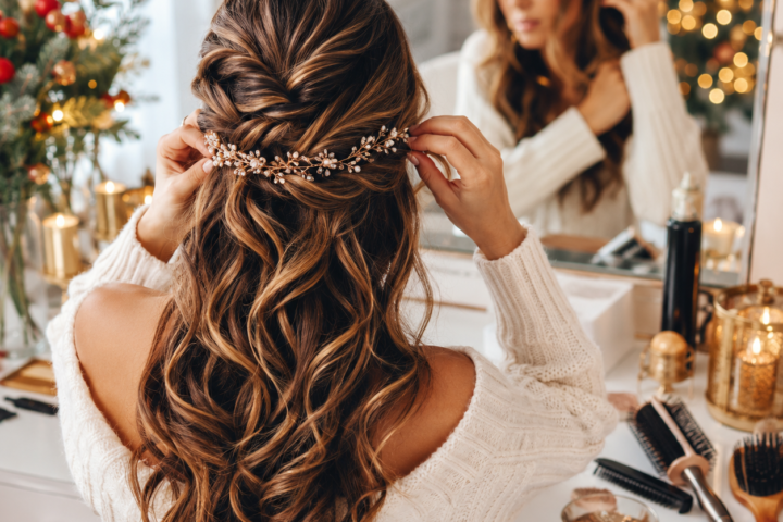 Glamorous Holiday Hair & Seasonal Hair Inspiration for Your Next Party